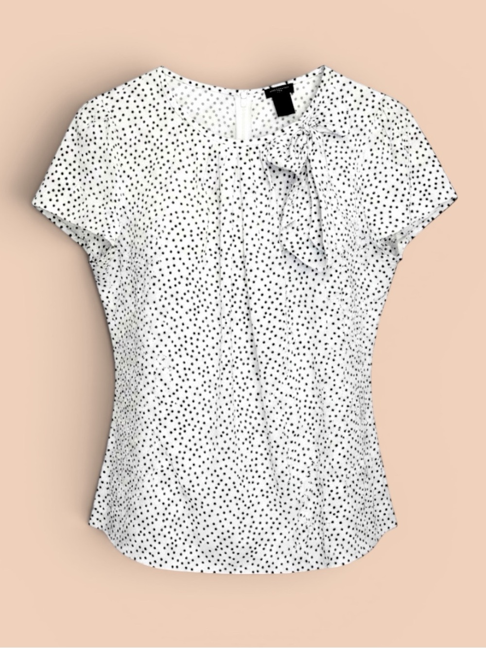 Ann Taylor Polka Dot Short Sleeve Bow Neck Short Sleeve Blouse Women’s Size M